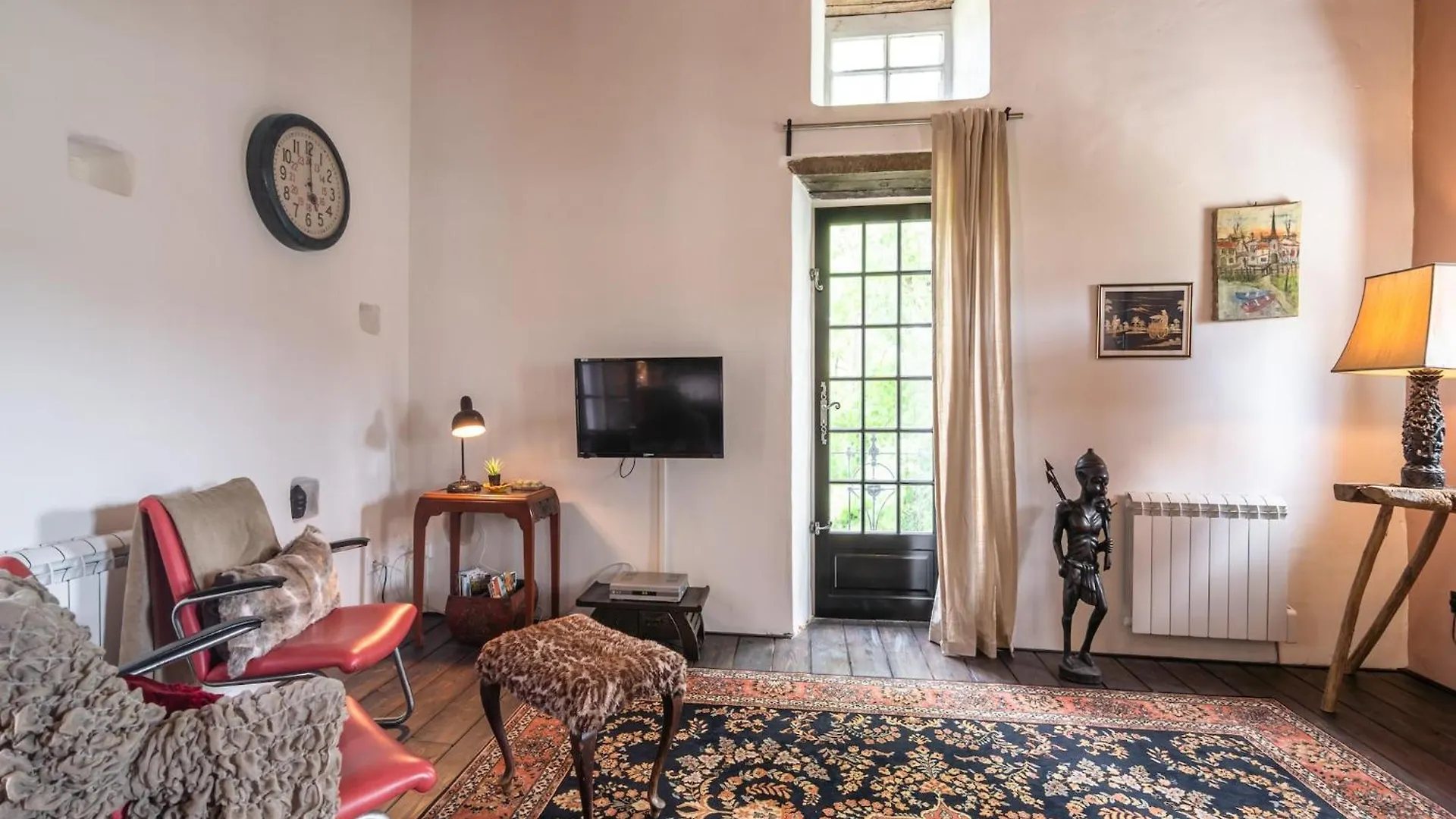 Tasteful Appartment In Artigat With Private Terrace